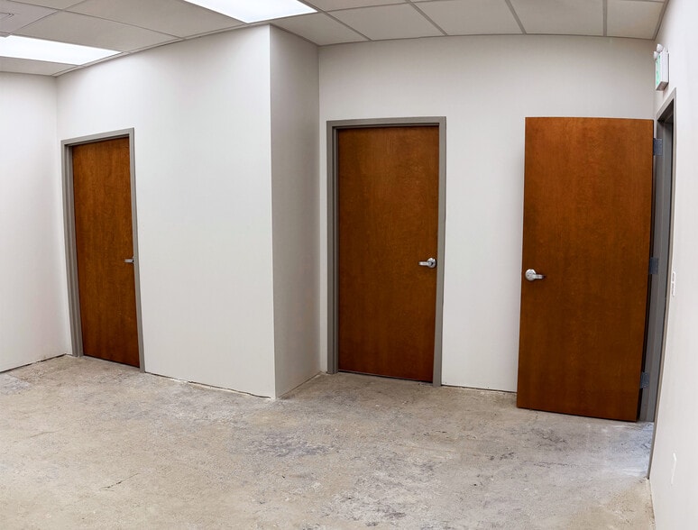 More Photos Of 512 S 2nd Ave, Yakima Warehouse For Lease