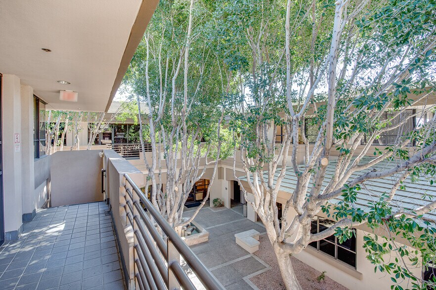 More Photos Of 7032-7054 E Cochise Rd, Scottsdale Medical For Lease