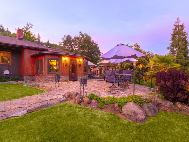 More Photos Of 1329 Larson Rd, Roseburg Winery Vineyard For Sale