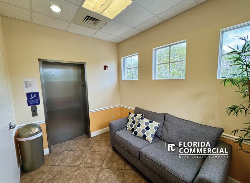 More Photos Of 1631 NW St Lucie West Blvd, Port Saint Lucie Medical For Lease
