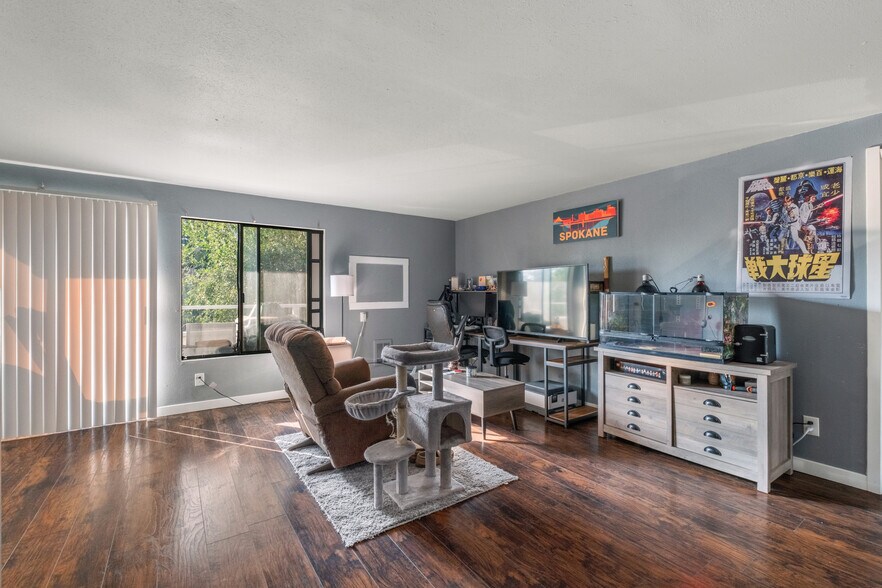 More Photos Of 3001 E Upriver Dr, Spokane Apartments For Sale