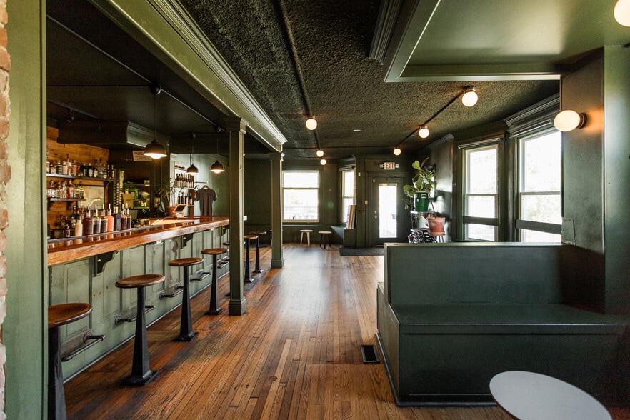 More Photos Of 8116 Kercheval St, Detroit Apartments For Sale