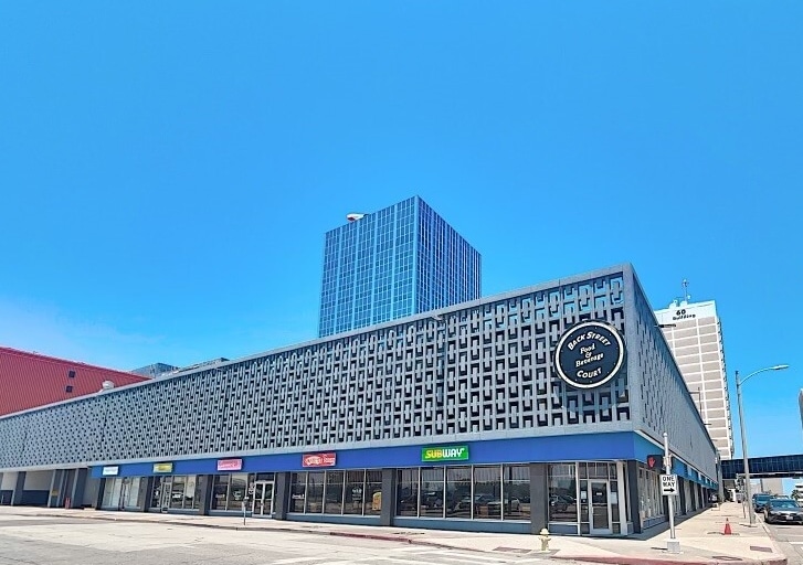 More Photos Of 711 N Carancahua St, Corpus Christi Office For Lease