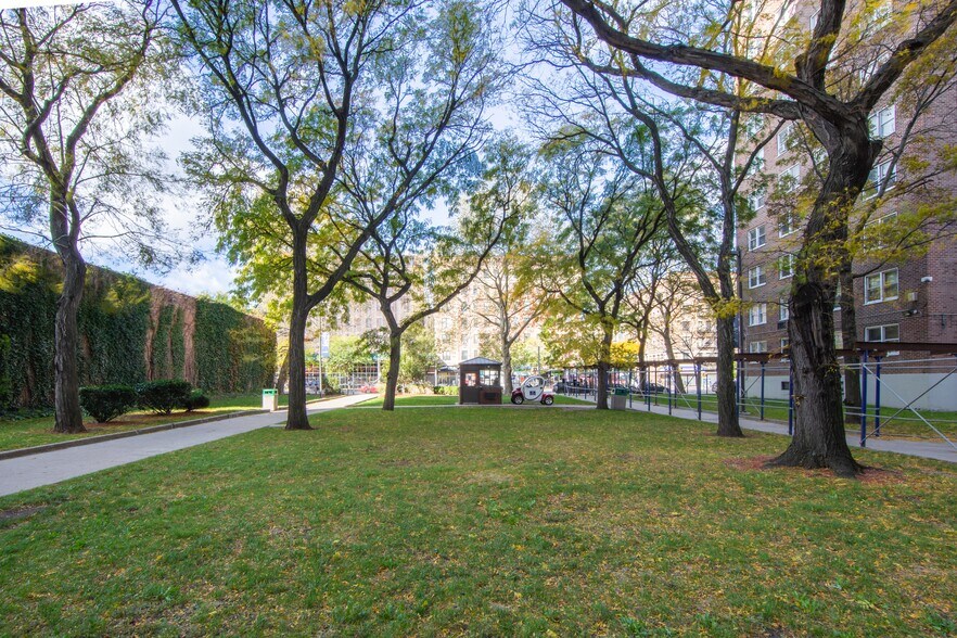 More Photos Of 630 Lenox Ave, New York Apartments For Lease