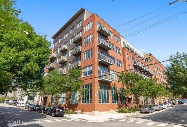 More Photos Of 824 W Superior St, Chicago Office Residential For Sale