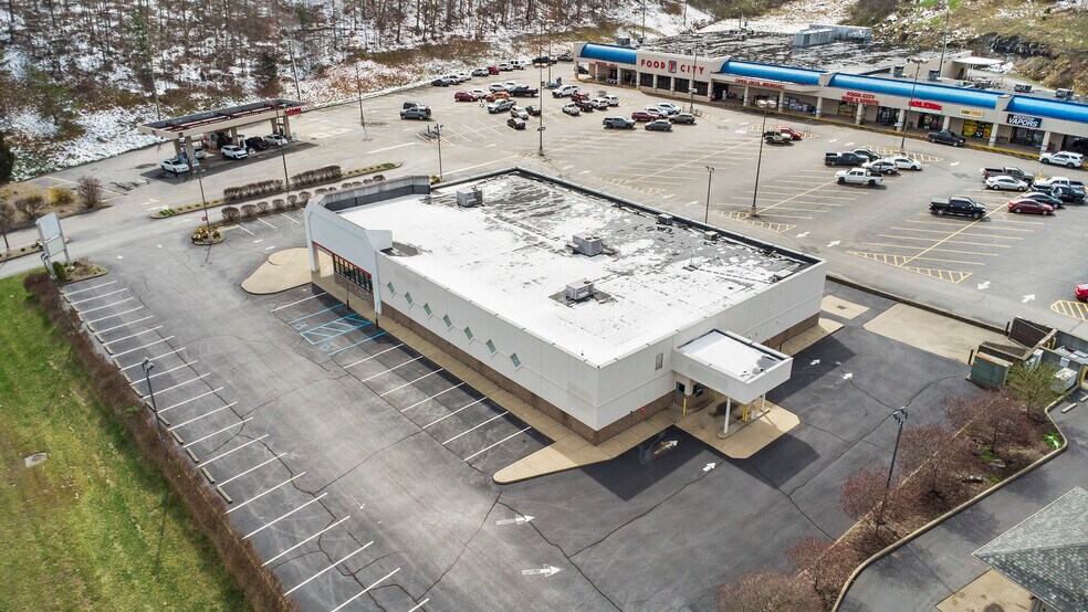 More Photos Of 60 Business US 23 N, Louisa Freestanding For Lease