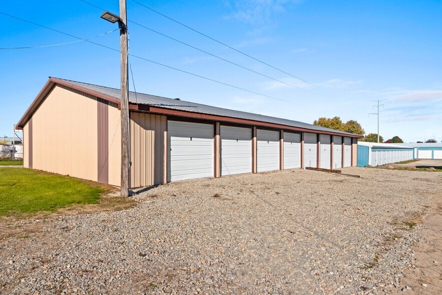 More Photos Of 830 S Railroad St, Kimberly Self Storage For Sale