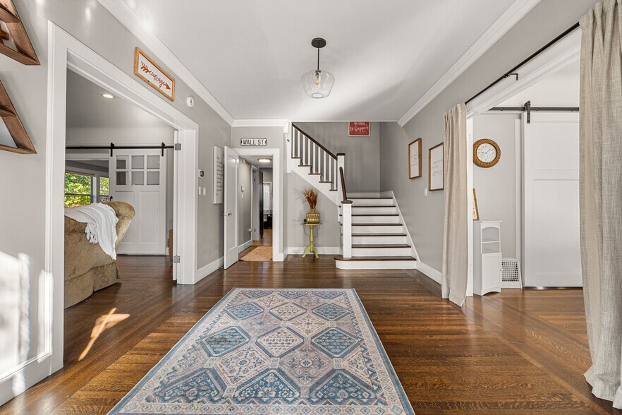 More Photos Of 320 Taylor Rd, Newcastle Specialty For Sale