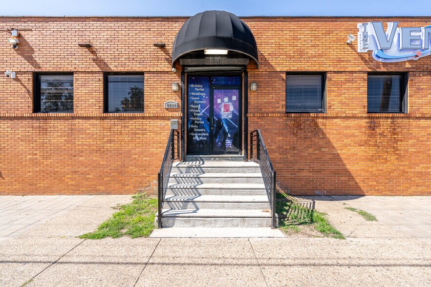 More Photos Of 4234-4242 MacAlester Ave, Philadelphia Manufacturing For Sale