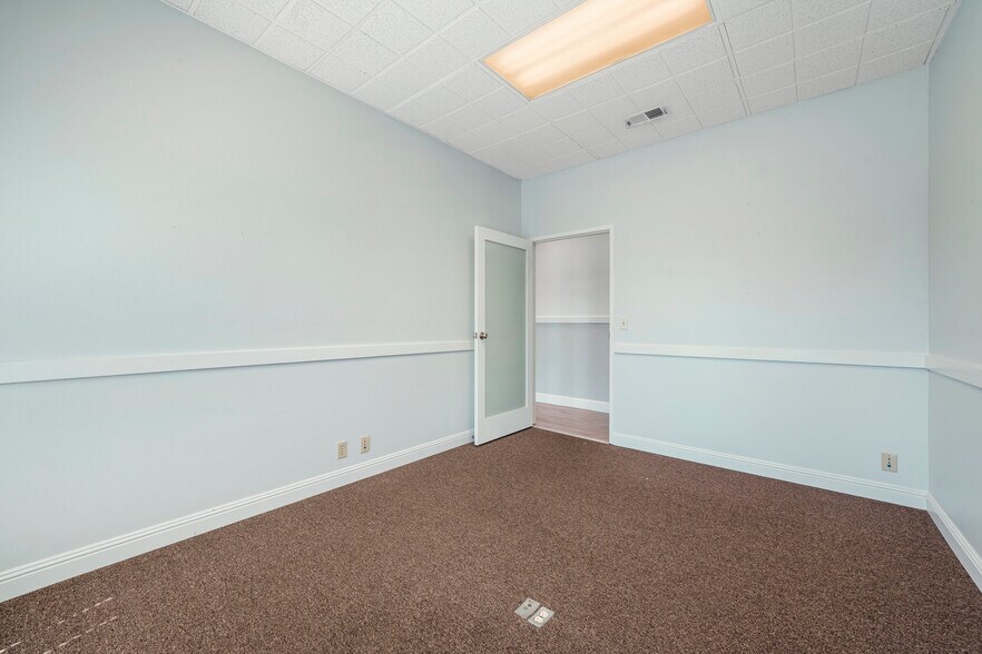 More Photos Of 2100 Tennessee St, Vallejo Office For Sale