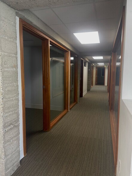 More Photos Of 517 S 200 W, Salt Lake City Freestanding For Lease
