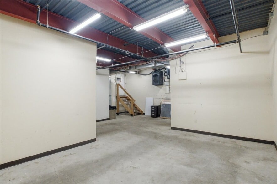 More Photos Of 301 Franklin St, Buffalo Restaurant For Sale