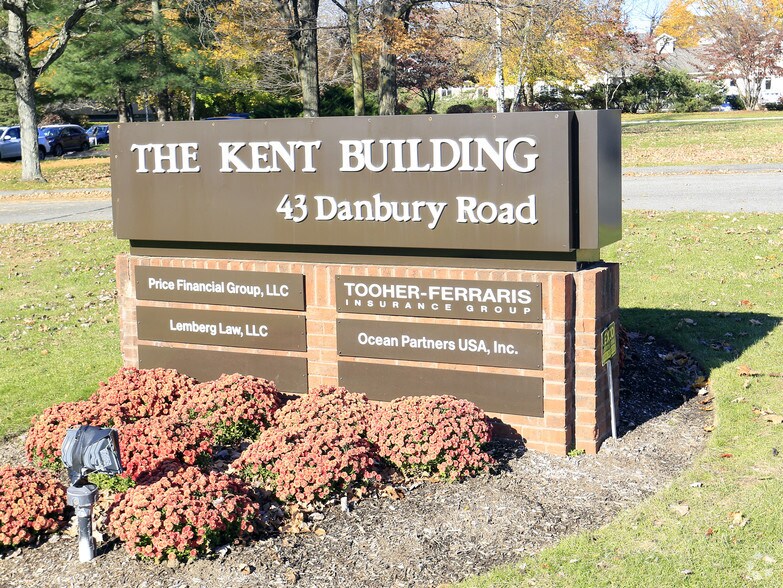 More Photos Of 43 Danbury Rd, Wilton Office For Lease