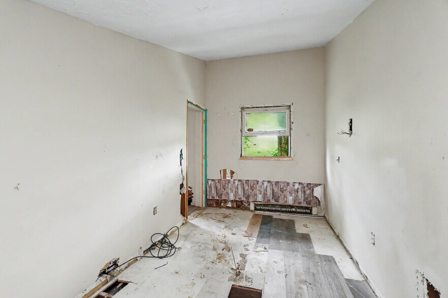 More Photos Of 23 Grand Ave, Norwalk Apartments For Sale