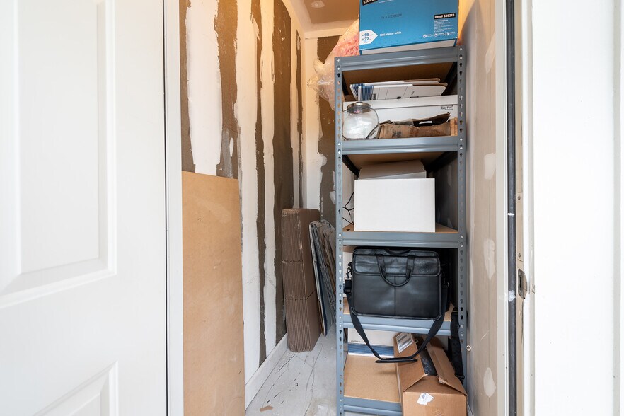 More Photos Of 8210 Village Harbor Dr, Cornelius Loft Creative Space For Sale