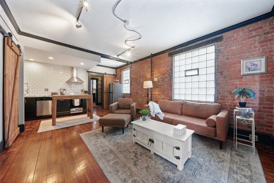 More Photos Of 114 Colorado Ave, Pueblo Apartments For Sale
