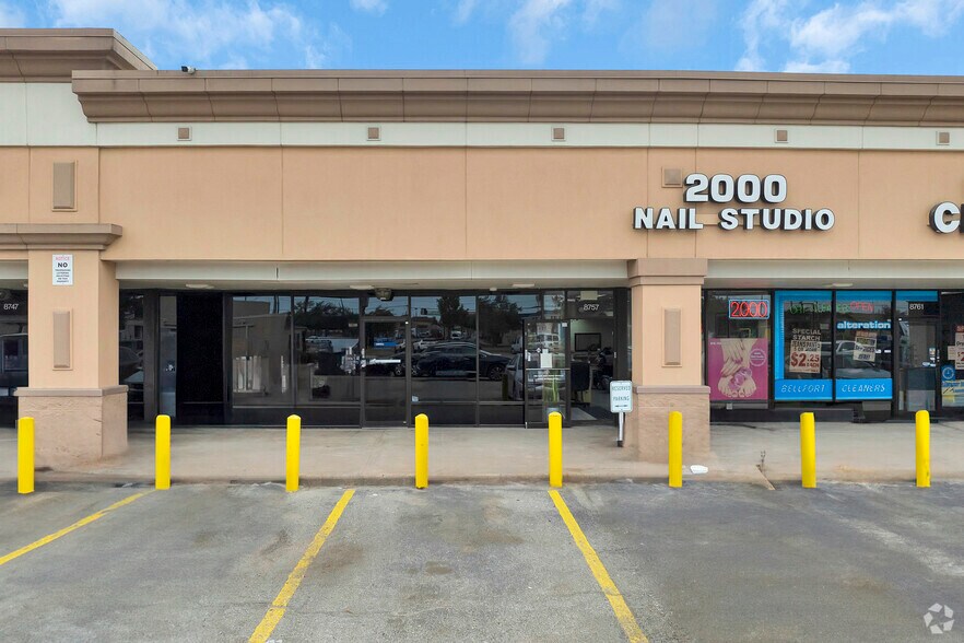More Photos Of 8705 W Bellfort Ave, Houston Storefront For Lease