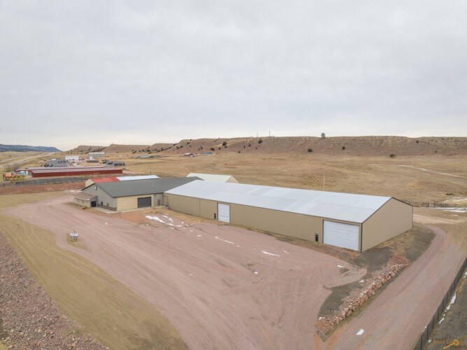 More Photos Of 27592 N 79 Hwy, Hot Springs Warehouse For Sale