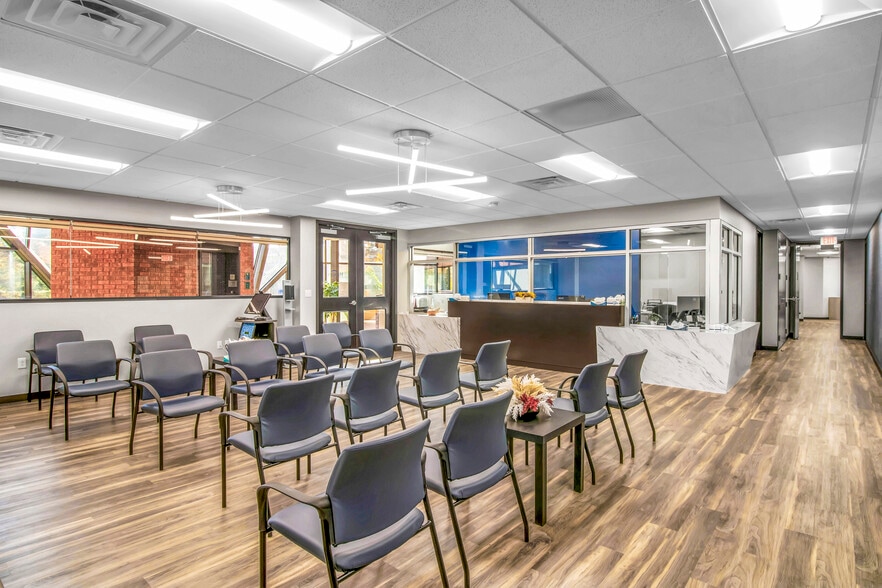 More Photos Of 6400 Sheridan Dr, Buffalo Unknown For Lease