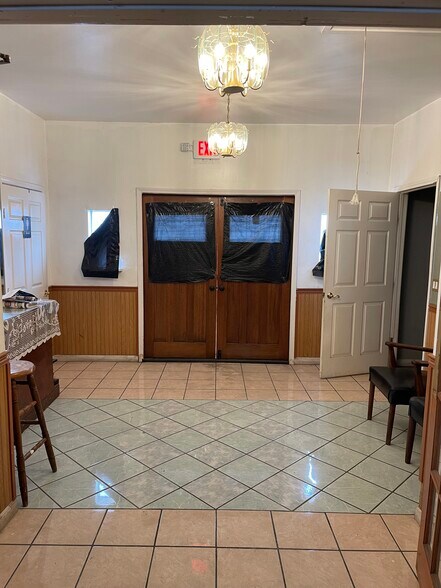 More Photos Of 2439 Adeline St, Oakland Religious Facility For Sale