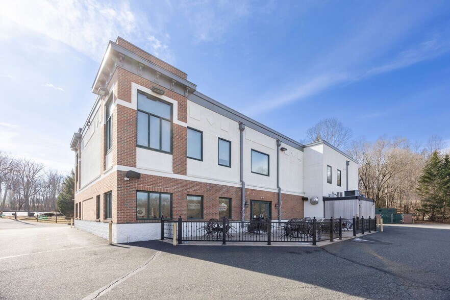 More Photos Of 1703 Pottstown Pike, Pottstown Restaurant For Sale