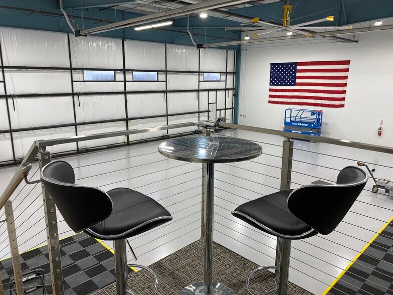 More Photos Of 9730 29th Ave W, Everett Airplane Hangar For Sale