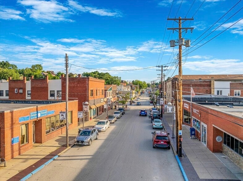 More Photos Of 3404 Main St, Homestead Storefront For Sale