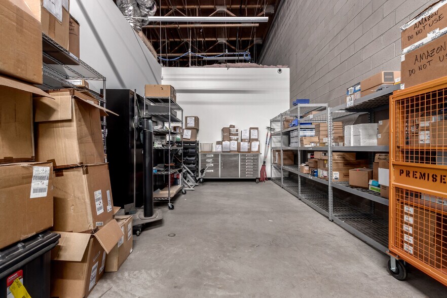 More Photos Of 1917 E 5th St, Tempe Light Manufacturing For Sale