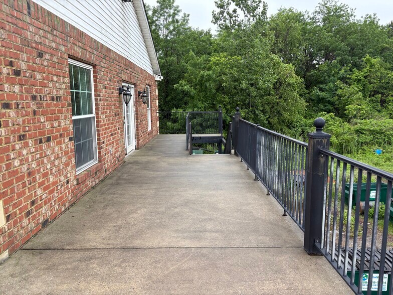 More Photos Of 6302B Old North Point Rd, Sparrows Point Office For Lease