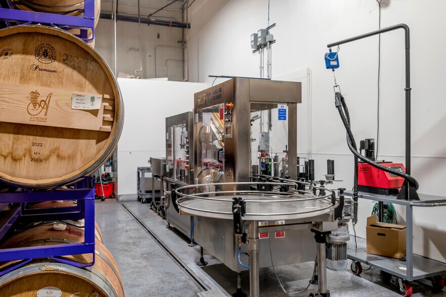 More Photos Of 9721 Kent St, Elk Grove Warehouse For Sale