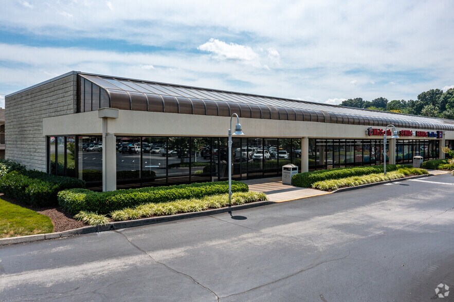 More Photos Of 7240 Kingston Pike, Knoxville Unknown For Lease