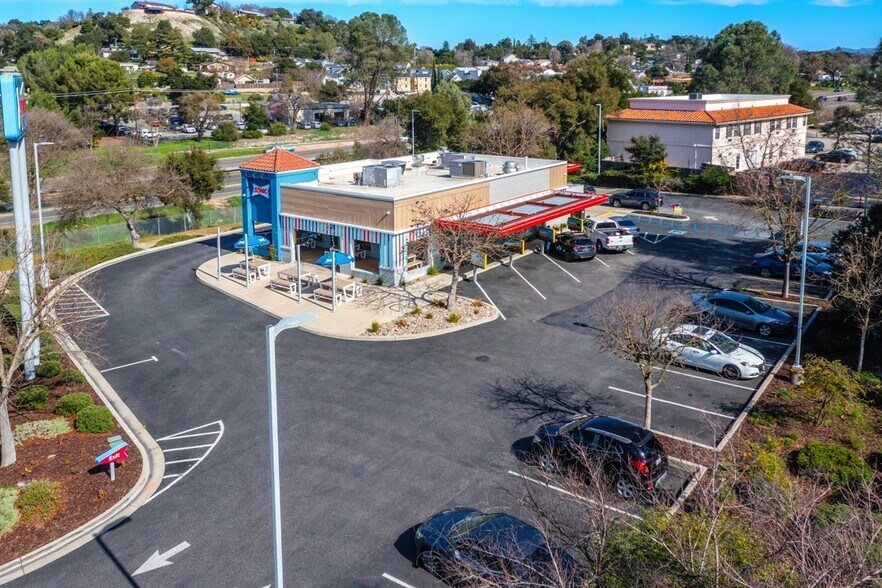 More Photos Of 4500 San Palo Rd, Atascadero General Retail For Sale