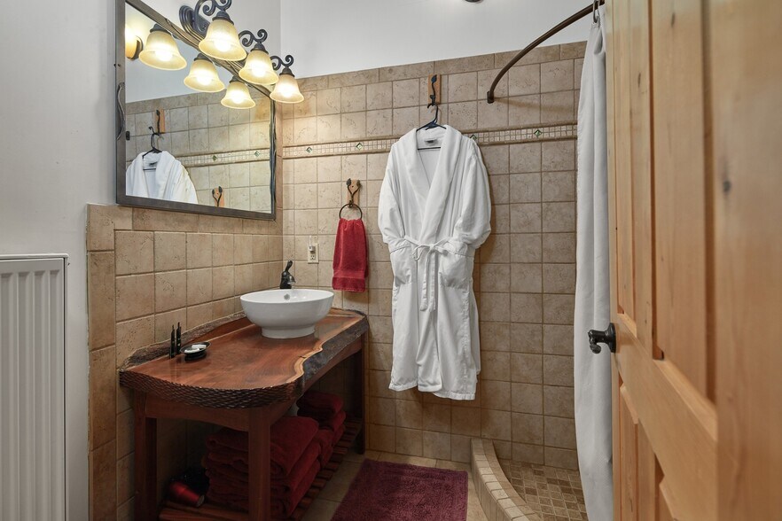 More Photos Of 227.4 Richardson Hwy, Delta Junction Hotel For Sale