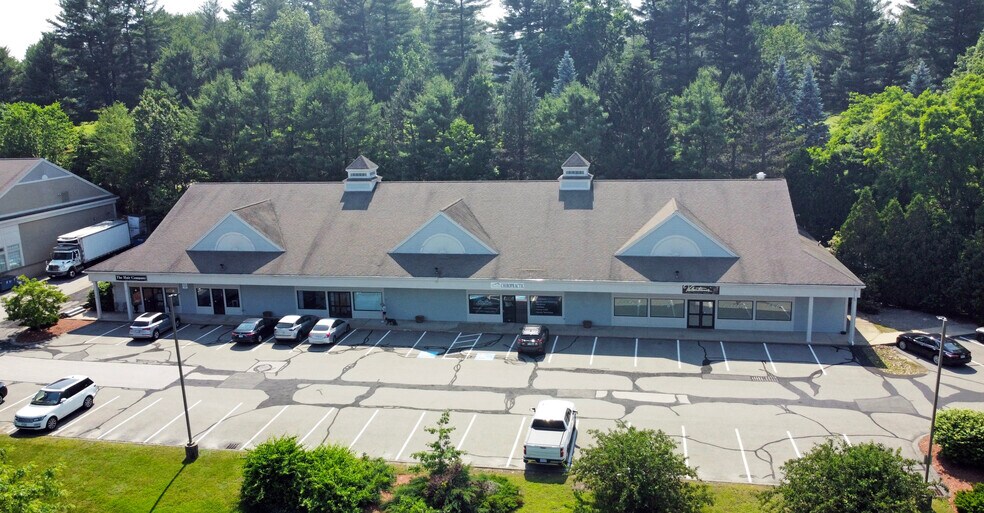 Primary Photo Of 383-385 E Dunstable Rd, Nashua Unknown For Lease