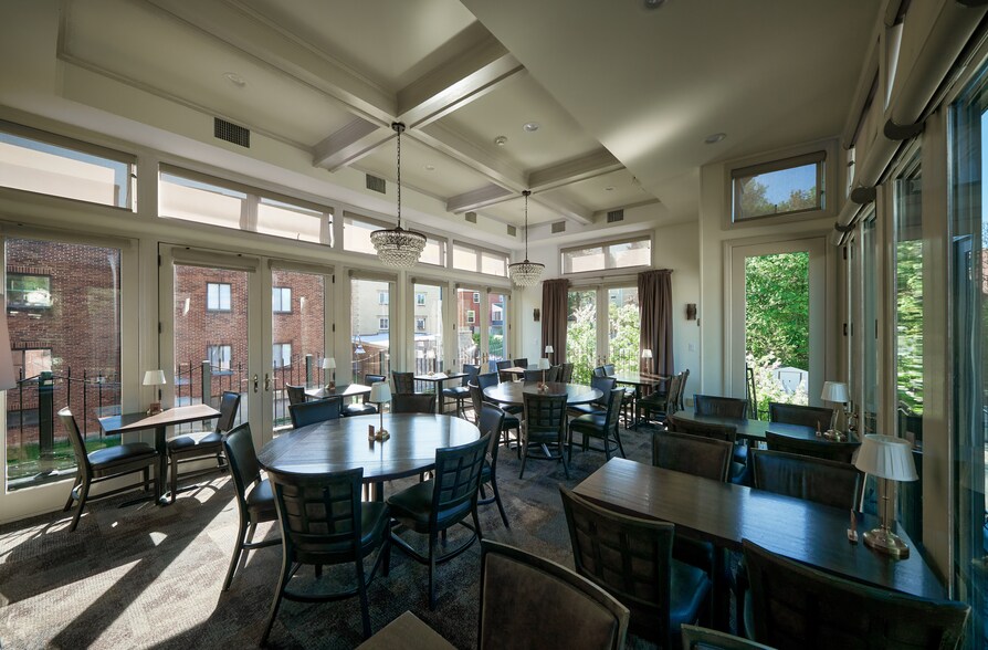 More Photos Of 110 Beverly Rd, Pittsburgh Restaurant For Sale