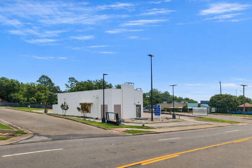 More Photos Of 900 Gilmer St, Sulphur Springs Fast Food For Sale