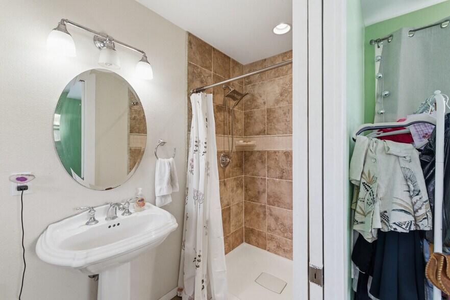 More Photos Of 3765 Herman Ave, San Diego Apartments For Sale