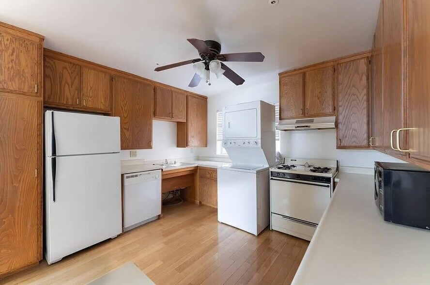 More Photos Of 11508 Moorpark St, North Hollywood Apartments For Sale