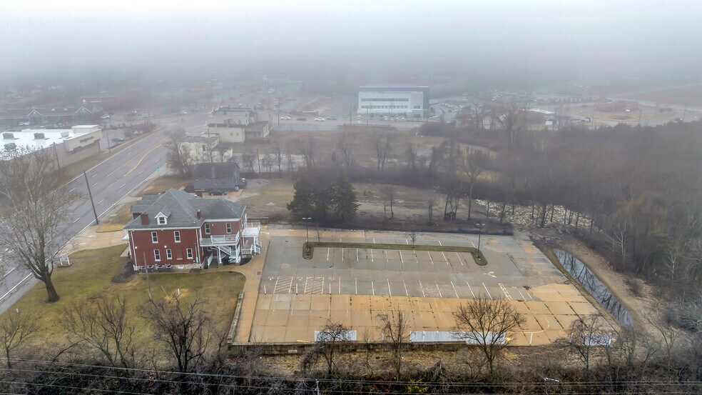 More Photos Of 5009 Lemay Ferry Rd, Saint Louis Freestanding For Sale