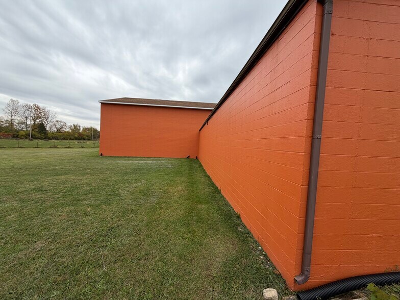 More Photos Of 99 Jonesboro Rd, Washington Court House Industrial For Sale