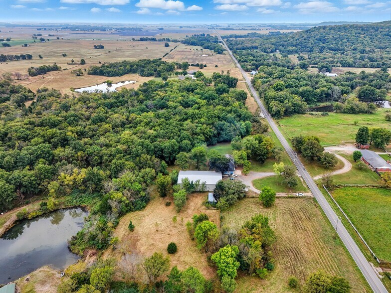 More Photos Of 175 S 428, Pryor Warehouse For Sale