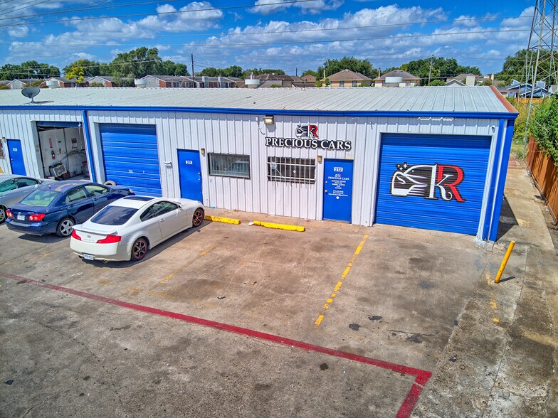 More Photos Of 11450 Bissonnet St, Houston Warehouse For Lease