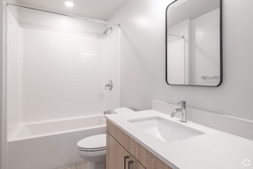 More Photos Of 2550 W Targee St, Boise Apartments For Sale