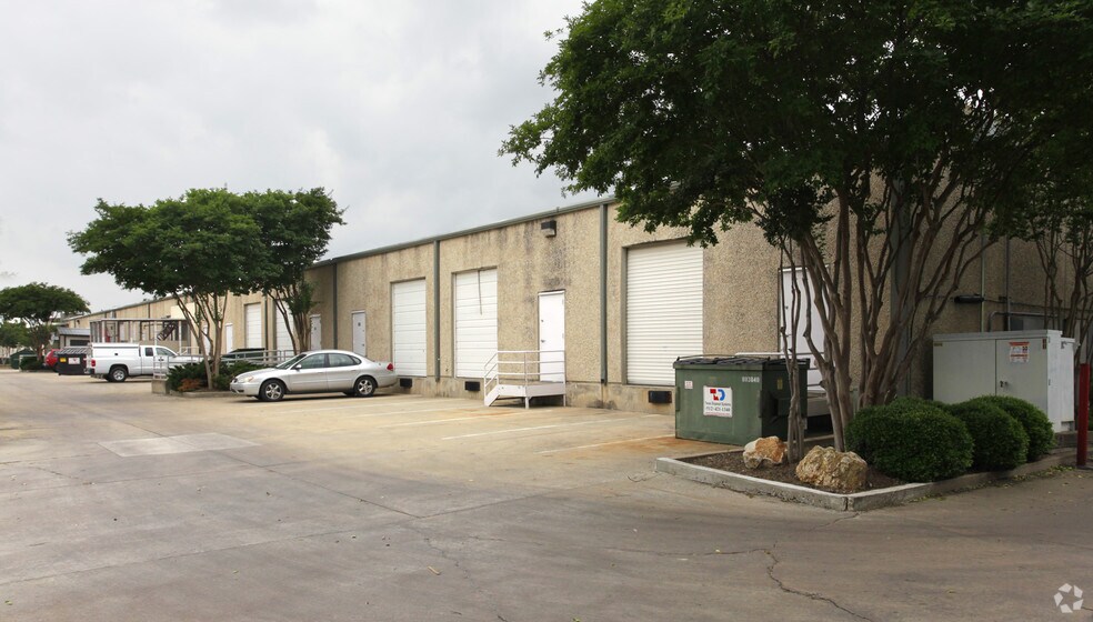 3913-todd-ln-austin-tx-78744-flex-r-d-for-lease-cityfeet