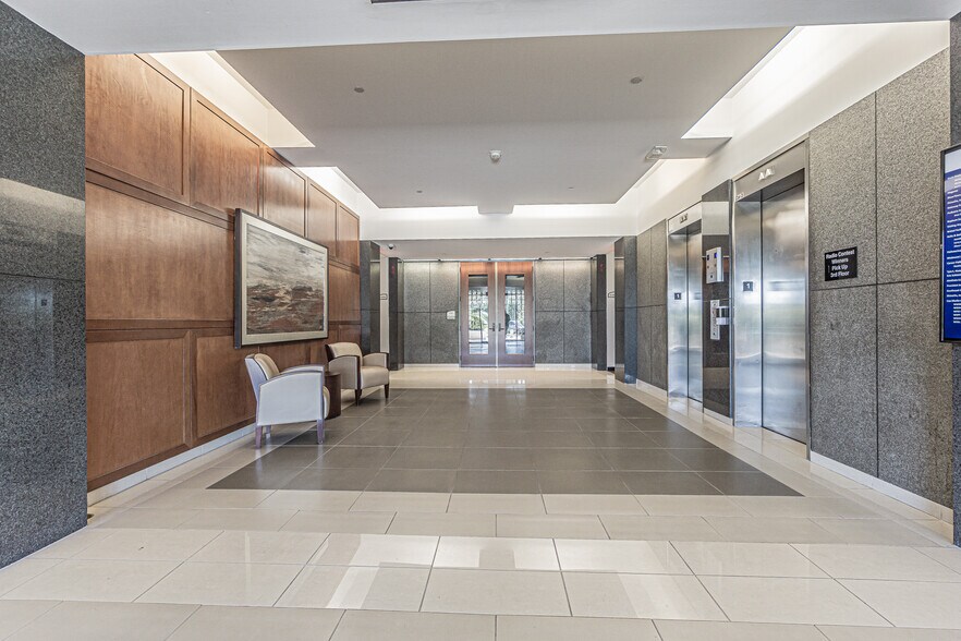 More Photos Of 11300 4th St N, Saint Petersburg Office For Lease