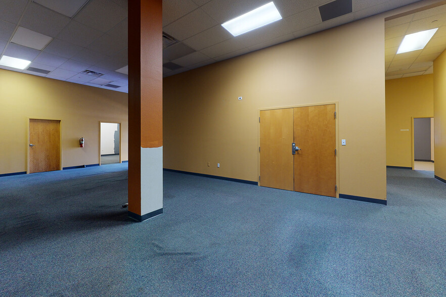 More Photos Of 6790 New Tampa Hwy, Lakeland Unknown For Lease