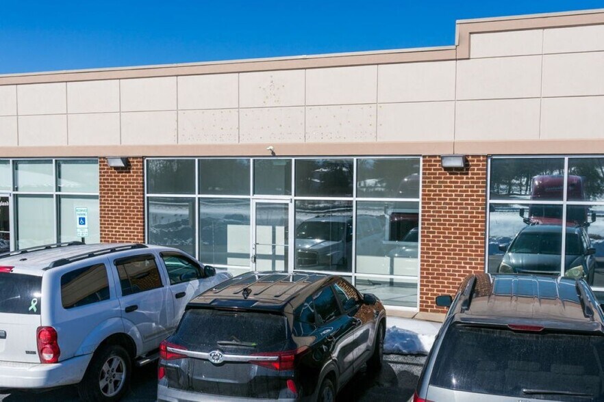 More Photos Of 36 Parkway Ln, Fishersville Storefront Retail Office For Lease