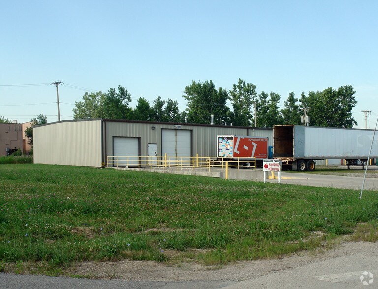 More Photos Of 400 E State Line Rd, Toledo Warehouse For Lease