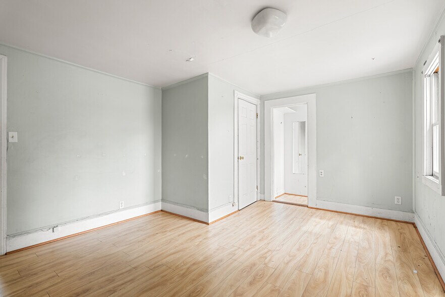 More Photos Of 1205 Massachusetts Ave, Arlington Storefront Retail Residential For Sale