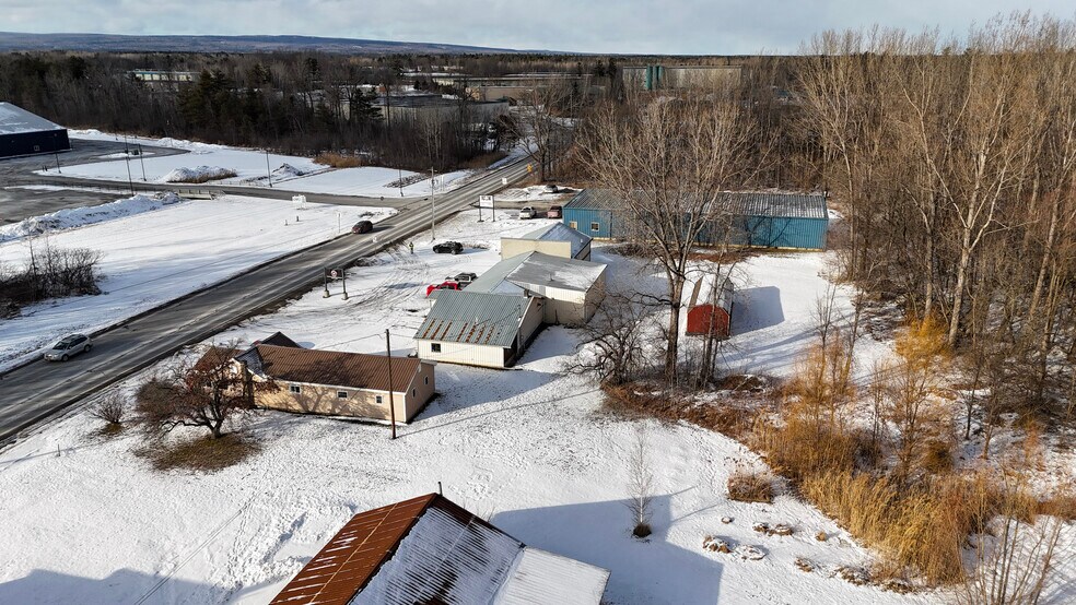 More Photos Of 1436-1438 Military Tpke, Plattsburgh Auto Repair For Sale